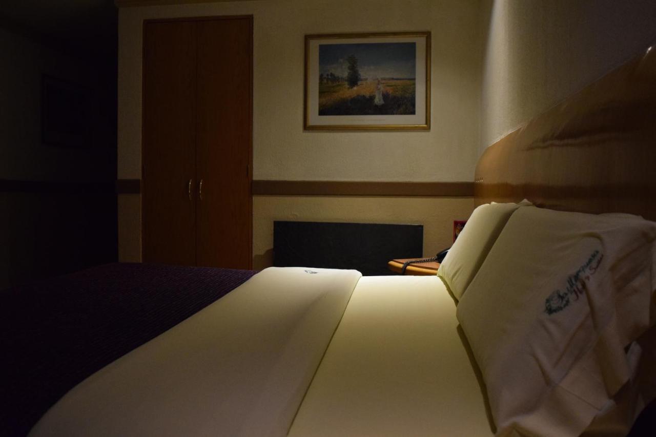 Hotel & Suites La Marquesa Toluca Dış mekan fotoğraf